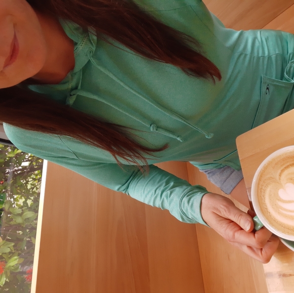 Meet your Posher, Kerryann - Picture 2 of 2